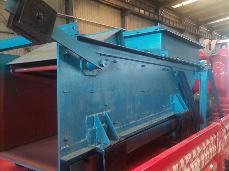 山东东达机电生产的往复式给煤机发往河北沧州