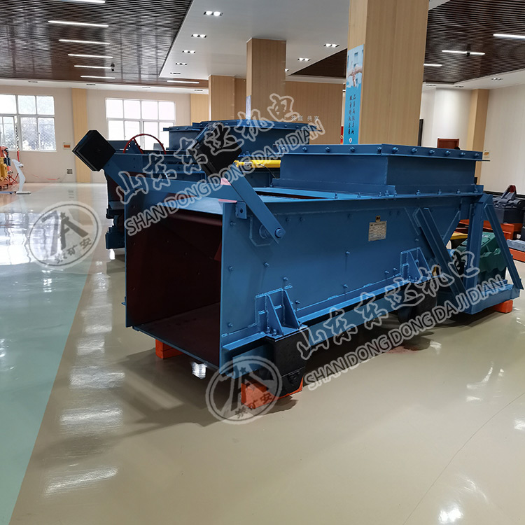 GLW330/7.5/S往复式给煤机